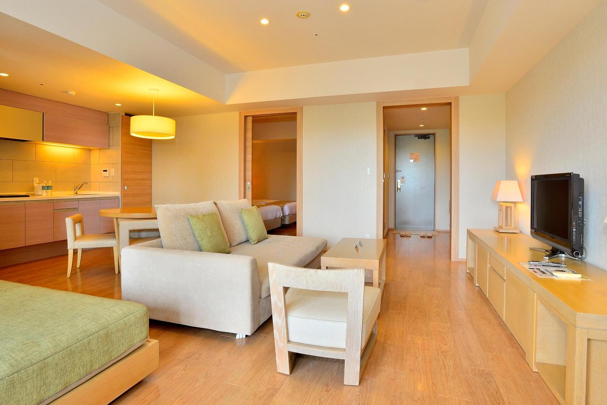 Moon Ocean Ginowan Hotel & Residence Okinawa Екстериор снимка