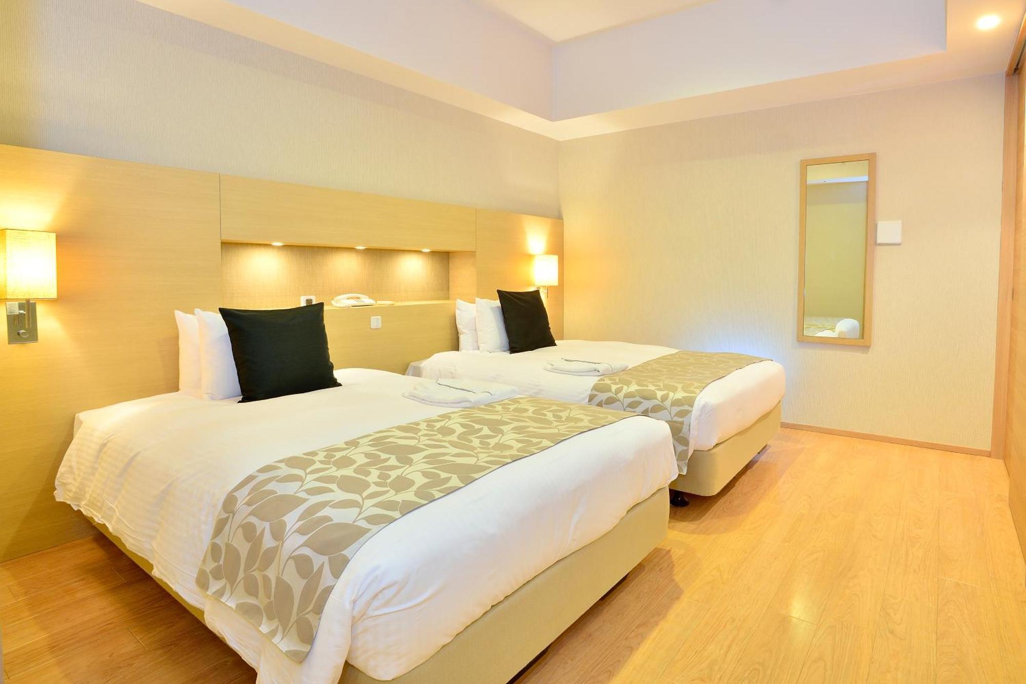 Moon Ocean Ginowan Hotel & Residence Okinawa Екстериор снимка