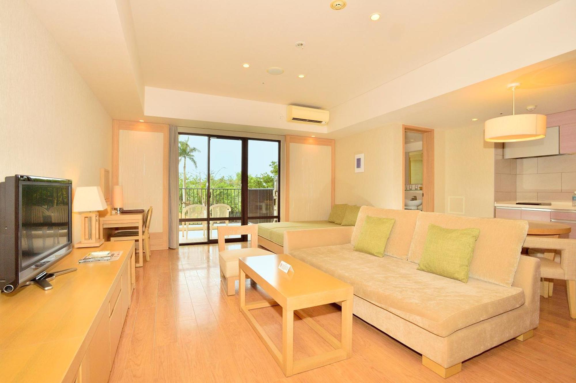 Moon Ocean Ginowan Hotel & Residence Okinawa Екстериор снимка
