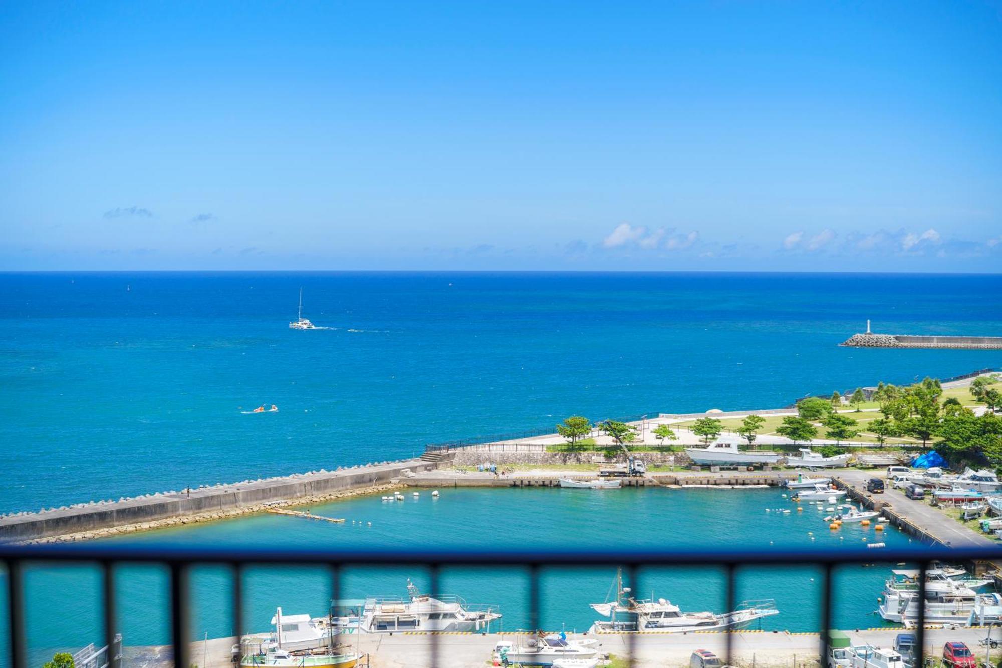 Moon Ocean Ginowan Hotel & Residence Okinawa Екстериор снимка