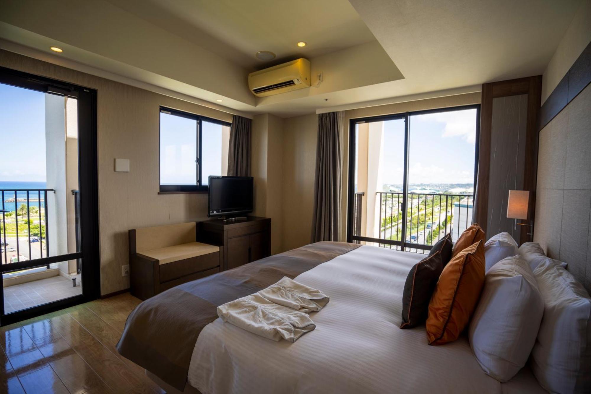 Moon Ocean Ginowan Hotel & Residence Okinawa Екстериор снимка