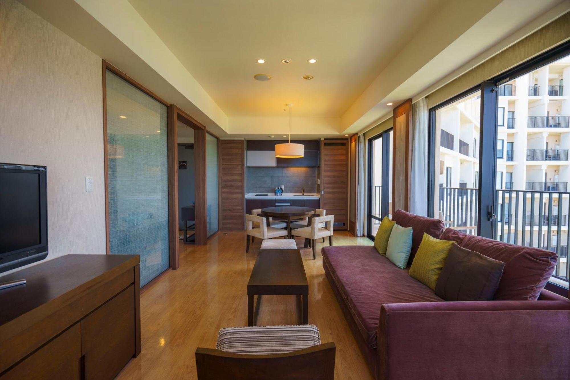 Moon Ocean Ginowan Hotel & Residence Okinawa Екстериор снимка